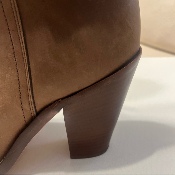 Cole Haan brown suede boots size 8.5 B - Picture 5 of 8